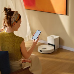 Прахосмукачка робот Roborock Q10 PF+, 10000 Pa, 150 мин, 0.35 л, Wi-Fi, Сухо/мокро, Автоматично повдигане на мопа, 360° LiDAR, 3D картографиране, Гласово управление, Бял