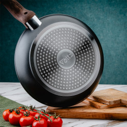 Βαθύ τηγάνι με καπάκι Oliver Voltz Paris OV54419F24CD, 24 cm, Αντικολλητική επίστρωση, Αισθητήρας θερμότητας, Επαγωγή, Μαύρο