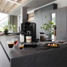 Mașină de espresso Delonghi Magnifica START ECAM220.60.B, 1450 W, 15 bari, 1,8 L, 4 programe, 13 setări de măcinare, LatteCrema Hot, opțiune Bean, negru