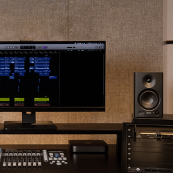 Edifier MR4 Active Studio Monitors, RCA, AUX, TRS, 1-inch Tweeters, 4-inch Woofers, 42W (RMS), Control Knob, White