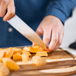 Кухненски нож Tefal K297S244, Поставка с вградено точило