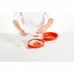 Lekue 1009030 Microwave Omelet Dish, 25 x 19 x 5 cm, Platinum Silicone, -60 to +220°C, Clear/Red