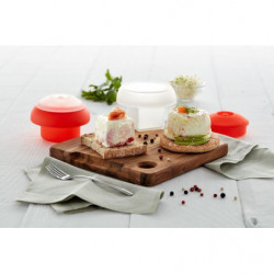 Lekue 1009050 Microwave Egg Cooker, 100 ml, For 1 Egg, Platinum Silicone, Red/Transparent