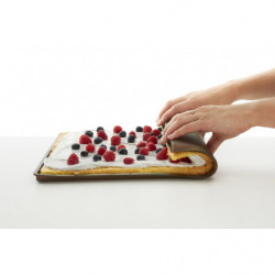 Lekue 1009100 Roll Baking Mat, 40x30 cm, Platinum Silicone, -60°C to +220°C, Brown