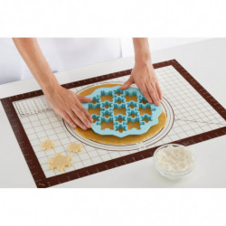 Lekue Rolling Mat 1009484, 60x40 cm, Measurement Markings, Silicone -20/+220°C, White/Brown