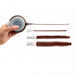 Lekue 1010199 Decorating Syringe, 4 Nozzles, -60°C/+220°C, Platinum-cured Silicone, Brown