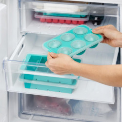 Φόρμα για παγάκια με καπάκι Lekue 1010246, 20,5x13x5,5 cm, 6 σφαίρες, πλατινένιο σιλικόνη, -20°C / +80°C, Ανοιχτό μπλε