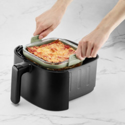 Lekue 1010159 Hot Air Fryer Baking Dish, 18.5x17.5x9.5 cm, Glass, Non-slip handles, -20/+220°C, Easy to clean, Green