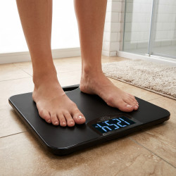 Cantar Adler AD 8193, Pana la 250 kg, LCD, Indicatoare pentru baterie si suprasarcina, Antiderapant, Negru