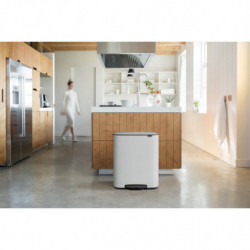 Кош за боклук Brabantia Bo Pedal 1003188, 2x30 л, Плавно затваряне, Противоплъзгаща основа, Бял