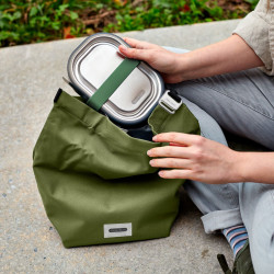 Black+Blum LBB019 Insulated Lunch Bag, 6.7 L, 33.5 x 15.5 x 31 cm, Water-Repellent, Roll-Top, Carrying Strap, BPA-Free, Green