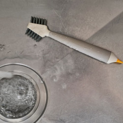 Joseph Joseph CleanTech™ Tile Cleaning Brush 6500021, 18 x 5 x 3 cm, 2 types of bristles, Beige