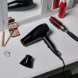 Πιστολάκι Μαλλιών Remington Power Dry Ionic D3198, 2200 W, 2 ταχύτητες, 3 θερμοκρασίες, ιονισμός, Μαύρο