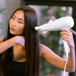 Сешоар Remington Power Dry Ionic D3199, 2200W, 2 скорости, 3 темп, Йонизация, Бял