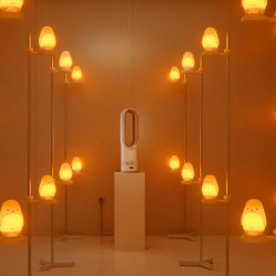 Dyson AM15 Hot+Cool 586340-01 2-in-1 fűtő- és hűtőberendezés, 35 m², 10 sebességfokozat, 70°-os lengés, LCD-kijelző, felborulás elleni védelem, Air Multiplier™, fehér/ezüst