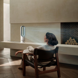 Aparat de încălzire și răcire 2-în-1 Dyson AM15 Hot+Cool 586340-01, 35 m², 10 viteze, oscilație 70°, ecran LCD, protecție împotriva răsturnării, Air Multiplier™, alb/argintiu