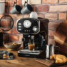 Mașină de espresso de design Gastroback Basic 42615, 1100 W, 15 bari, 1,25 l, încălzitor de cești, piese detașabile, port-filtru, negru
