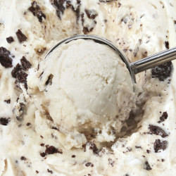 Cuisinart Freeze Ease ICE90E Ice Cream Maker, 100W, 0.95 L, 3 Programs, Compressor, White/Gray