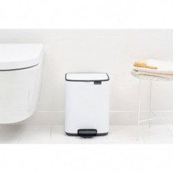 Brabantia Bo Pedal 1010118 szemetes, 7 l, lágy zárás, gumírozott talp, fehér