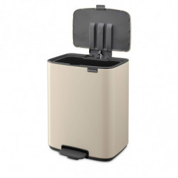 Brabantia Bo Pedal Trash Can 1010123, 12 L, Soft-Close, Non-Slip Base, Beige