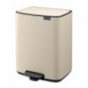 Brabantia Bo Pedal 1010123 szemetes, 12 l, lágy záródás, csúszásgátló talp, bézs