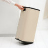 Κάδος απορριμμάτων Brabantia Bo Touch 1010125, 30 λίτρα, Ομαλό και αθόρυβο άνοιγμα, Μεγάλο άνοιγμα, Μπεζ
