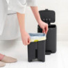 Brabantia Bo Pedal 1010131 szemetes, 4 l, lágy zárás, csúszásgátló talp, ásványi bevonat, sötét szürke