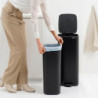 Кош за боклук Brabantia Bo Pedal 1010139, 30 л, Леко затваряне, Противоплъзгаща основа, Черен
