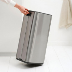 Coș de gunoi Brabantia Bo Pedal 1010144, 30 l, Închidere ușoară, Bază antiderapantă, Rezistent la amprente, Oțel inoxidabil/Mat