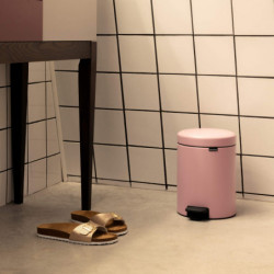 Brabantia NewIcon 1010439 pedálos szemetes, 5 l, lágy zárás, csúszásgátló talp, rózsaszín