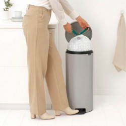 Κάδος απορριμμάτων με πεντάλ Brabantia NewIcon 1010442, 30 λίτρα, Απαλό κλείσιμο, Αντιολισθητική βάση, Ανοιχτό γκρι