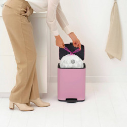 Coș de gunoi Brabantia Bo Pedal 1010446, 12 l, închidere ușoară, bază antiderapantă, roz