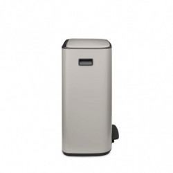 Brabantia Bo Pedal Trash Can 1010448, 60 L, Soft-Close, Non-Slip Base, Light Gray