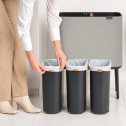 Brabantia Bo Touch 1010454 szemetes, 3x11 l, simán és csendesen nyíló, nagy nyílás, szürke