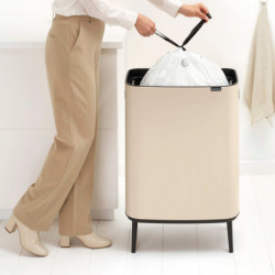Brabantia Bo Touch Hi 1010457 Trash Can, 60 L, Side Carrying Handles, Adjustable Legs, Beige