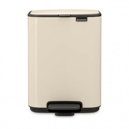 Brabantia Bo Pedal Trash Can 1010122, 4 L, Soft-Close, Non-Slip Base, Beige