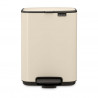 Brabantia Bo Pedal Trash Can 1010122, 4 L, Soft-Close, Non-Slip Base, Beige