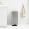 Brabantia Bo Pedal 1010144 szemetes, 30 l, könnyű záródás, csúszásgátló talp, ujjlenyomatmentes, rozsdamentes acél/matt