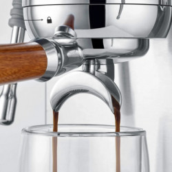 Caso Design EspressoGourmet Advanced eszpresszógép, 3000 W, 19 bar, 2 l, ULKA, PID, nyomásmérő, félprofesszionális, rozsdamentes acél