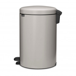 Brabantia NewIcon 1010441 pedálos szemetes, 20 l, lágy zárás, csúszásgátló talp, világosszürke