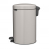 Coș de gunoi cu pedală Brabantia NewIcon 1010440, 12 l, închidere lentă, bază antiderapantă, gri deschis