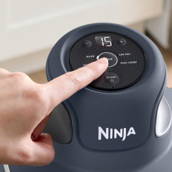 Втора ръка: Фритюрник с горещ въздух преносим 4в1 Ninja CRISPi FN101EUGY, 1700W, 3.8l, 6 порции, 2 стъклени контейнера, 4 програми, Без PFAS и BPA, Тъмносин