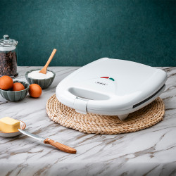 Használt: Rosberg Premium diótörő RP51442E, 1200W, 24 süteményhez, tapadásmentes lemezek, fehér