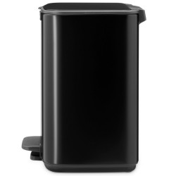 Brabantia Bo Pedal Trash Can 1010137, 7 L, Soft-Close, Rubberized Base, Matte Black