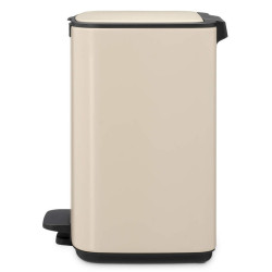 Brabantia Bo Pedal 1010077 szemetes, 7 l, csendes záródás, gumírozott talp, bézs