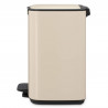 Brabantia Bo Pedal 1010077 szemetes, 7 l, csendes záródás, gumírozott talp, bézs