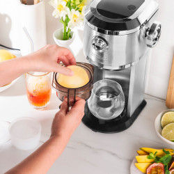 Машина за ледени десерти Gastroback Slushy & Ice Cream, 35W, 200 мл, Фино/грубо, 4 форми, Инокс