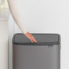 Кош за боклук Brabantia Bo Touch 1001271, 2x30 л, Плавно и безшумно отваряне, Голям отвор, Тъмносив