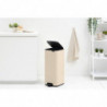 Cos de gunoi Brabantia Bo Pedal 1010124, 30 L, Inchidere usoara, Baza antiderapanta, Bej