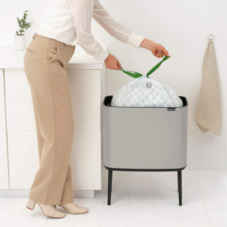 Brabantia Bo Touch 1010451 szemetes, 36 l, sima és csendes nyitás, nagy nyílás, világosszürke